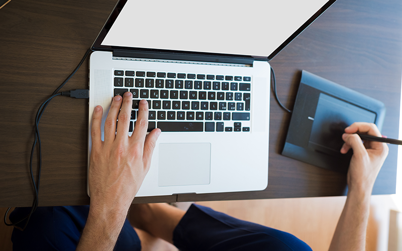 玩cf电脑屏幕卡顿怎么办